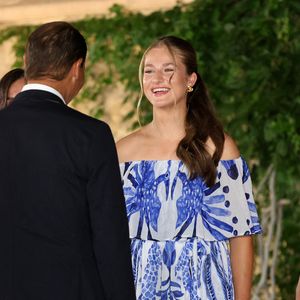 La reine Letiza, la princesse Leonor et l'infante Sofia avec Rafael Nadal lors de la réception des autorités et d'une représentation de la société des Baléares au Palais Marivent, le 4 août 2025, à Palma de Majorque (Îles Baléares, Espagne). Photo by Raul Terrel/Europa Press/ABACAPRESS.COM