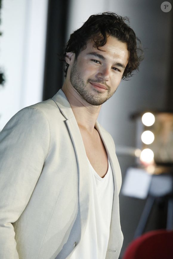 Anthony Colette au photocall de la série "Danse avec les stars" lors du 62ème Festival de Télévision de Monte-Carlo, à Monaco, le 18 juin 2023. © Denis Guignebourg/BestImage