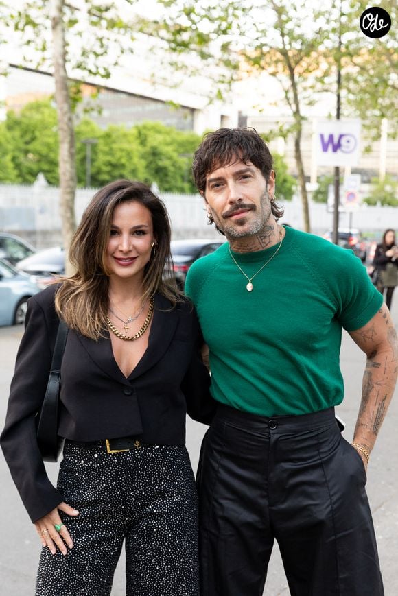 La petite famille a quitté la France pour s’installer à Bali, à plus de 12 000 kilomètres de l’Hexagone.

Jade Leboeuf, Stephane Rodrigues - Les personnalités arrivent au concert de Charlotte Cardin à l'Accor Arena à Paris, le 30 avril 2026. © Tiphaine Lebely / Bestimage