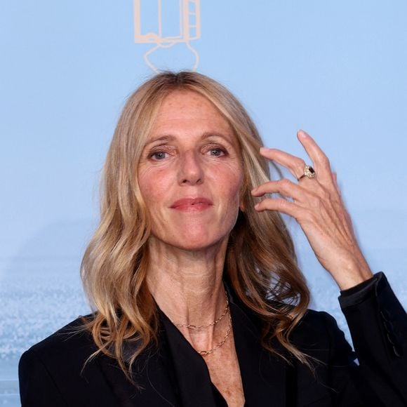 Sandrine Kiberlain, 57 ans, est à l’affiche du film Le Parfum Vert, diffusé ce lundi sur France 2.

Sandrine Kiberlain (Présidente du Jury) - Tapis rouge de la soirée d'ouverture de la 7ème édition du festival Cineroman à Nice. © Dominique Jacovides - Bruno Bebert / Bestimage