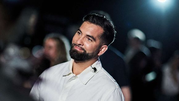Kendji Girac a choisi le Sud de la France pour se ressourcer : le chanteur apparaît inséparable de sa fille Eva Alba avant un grand projet
