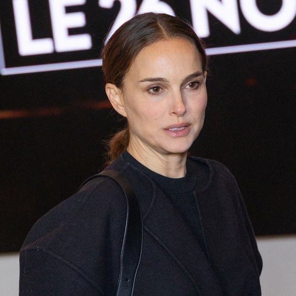 Natalie Portman assiste à la première du film 'Vie Privee' au Pathe Palace le 20 novembre 2025 à Paris, France. Photo par Nasser Berzane/ABACAPRESS.COM