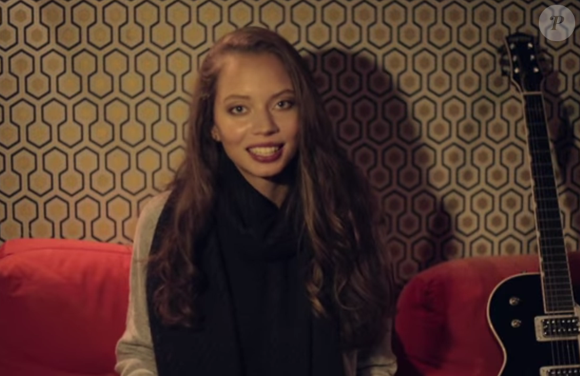 L’établissement suit le modèle des Forest Schools, où les enfants passent la majorité du temps à l’extérieur.

La jolie Sasha Bogdanov, fille d'Igor Bogdanov, dans la vidéo de lancement de son crowdfounding.