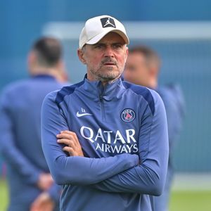 L'entraîneur espagnol du Paris Saint-Germain Luis Enrique - L'équipe du Paris Saint-Germain lors d'une séance d'entraînement en vue de la finale de l'UEFA Champions League contre le club de football anglais Arsenal FC au campus du PSG à Poissy, au nord-ouest de Paris, le 20 mai 2026. © Christian Liewig/Bestimage
