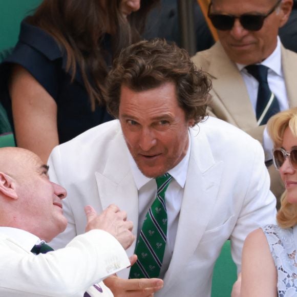 Matthew McConaughey photographié lors du quatorzième jour du tournoi de Wimbledon 2025, au All England Lawn Tennis and Croquet Club, à Londres.
Mirrorpix / Bestimage.