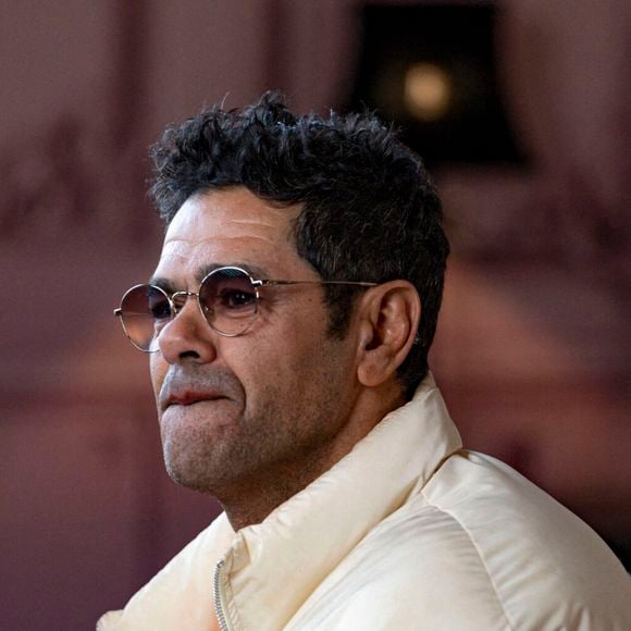 Ainsi, il y a deux semaines, le 9 mars 2026, le duo avait déjà fait une apparition. Jamel Debbouze et Lila y avaient franchi les portes de la Maison Européenne de la Photographie (MEP) pour une autre exposition.

Jamel Debbouze en interview du " Marsupilami " lors du 29ème Festival International du Film de Comédie de l'Alpe d'Huez le 22 janvier 2026 à l'Alpe d'Huez, France. Photo par Sandrine Thesillat/PsNewZ/Bestimage