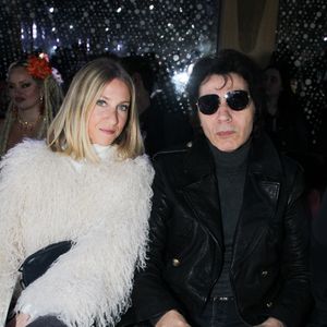Exclusif - Jean-Luc Lahaye et Paola au défilé Julien Paoletti  "Collection Prêt-à-Porter Automne/Hiver 2025-2026" lors de la Fashion Week de Paris (PFW), le 10 mars 2025

© Philippe Baldini / Bestimage