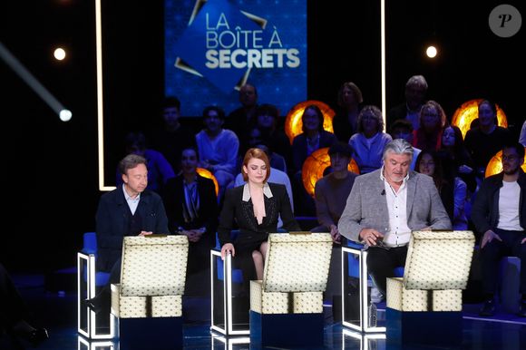 Exclusif -  Stéphane Bern, Elodie Frégé, David Douillet - Enregistrement de l'émission "La Boîte à secrets", au Studio du Lendit, présentée par F.Bollaert et diffusée le 17 janvier sur France 3. Le 17 décembre 2024
© Christophe Clovis / Bestimage
