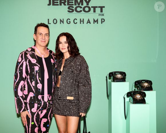 Longchamp célèbre une nouvelle édition limitée et 20 ans de collaboration avec le créateur Jeremy Scott au magasin phare de SoHo.

©Bestimage
