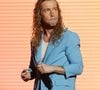 Dans un échange chaleureux relayé sur les réseaux sociaux, le chanteur s'est même improvisé professionnel du cheveu pour un abonné.

Exclusif - Julien Doré - Enregistrement de l'émission "Les disques d'or de l'année" au Dôme de Paris.

© Christophe Clovis / Bestimage