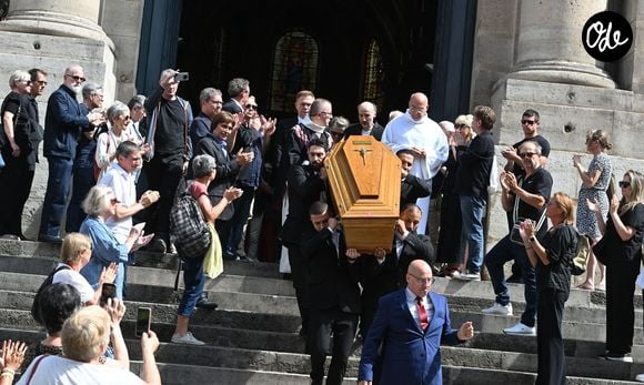 - Obsèques de la chanteuse et pianiste française Marie-Paule Belle, en l'église Saint-Roch à Paris le 3 aout 2026. © Agence / Bestimage
