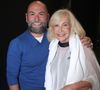 La photo partagée par Lelait-Helo a séduit les internautes, qui ont salué la beauté et la gentillesse de l’artiste.

David Lelait-Helo et Michèle Torr à la suite du Concert de Michèle Torr, " 60 ans de chanson ", au Théâtre des Folies Bergère à Paris, France, le 29 Octobre 2023.

© Bertrand Rindoff / Bestimage