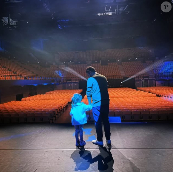 Dans l'intimité, Elodie Poux s'est donc séparée de Michel Frenna, qu'elle avait épousé en 2018 et avec qui elle a eu une petite fille, aujourd'hui presque âgée de 5 ans.

Michel Frenna sur Instagram