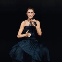 Céline Dion perd ses moyens en pleine chanson lors de son 9ème concert à Paris : “Je vous attendais depuis 6 ans”