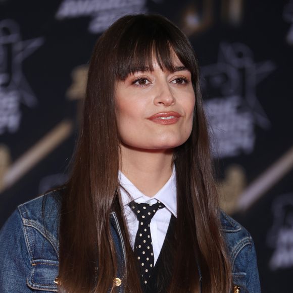 Clara Luciani - Photocall de la 26ème édition des NRJ Music Awards au palais des festivals de Cannes, France, le 1er novembre 2024. © Guignebourg-Bebert/Bestimage