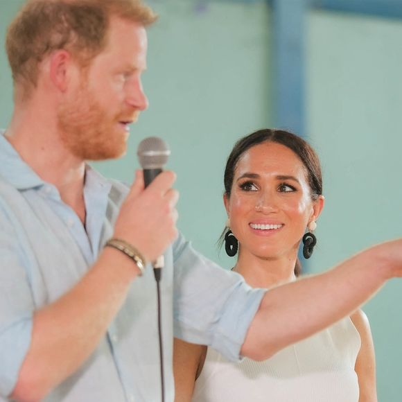 Le prince Harry, et son épouse, Meghan Markle lors d'une visite à Bogota en Colombie.