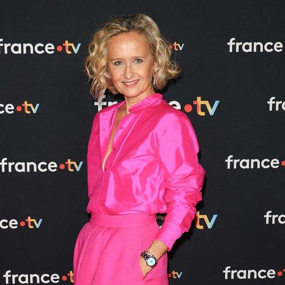 Un domaine bien loin de celui où évolue son mari Laurent Solly.

Caroline Roux au photocall pour la conférence de presse de rentrée de France TV à la Grande Halle de la Villette à Paris, France, le 11 juillet 2023. © Coadic Guirec/Bestimage