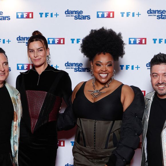 Jean-Marc Généreux, Fauve Hautot, Mel Charlot, Chris Marques - Photocall pour le lancement de la nouvelle saison de l'émission "Danse avec les stars 2024 (DALS)" à la Tour TF1 à Boulogne-Billancourt. Le 25 janvier 2024
© Christophe Clovis / Bestimage