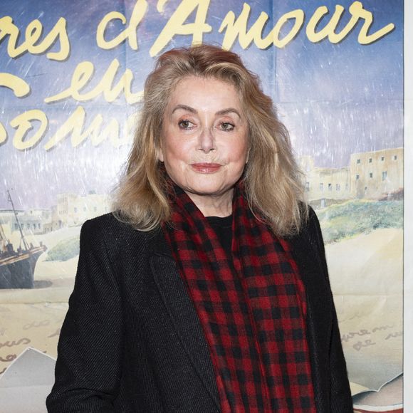 Exclusif - Catherine Deneuve - Soirée hommage pour le premier anniversaire de la mort de Frédéric Mitterrand en présence de Catherine Deneuve au cinéma du Panthéon à Paris le 24 mars 2025. © Cyril Moreau/Bestimage