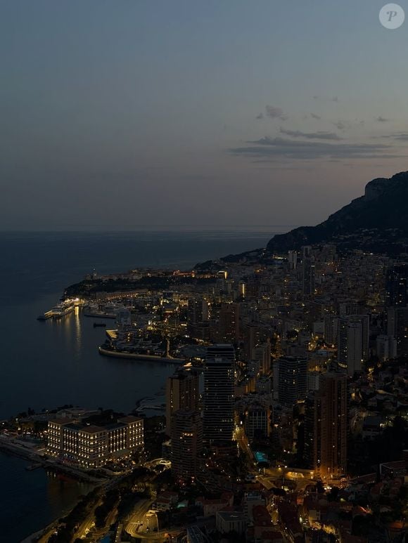 Les tarifs vont de 2 700 € à 30 000 € la nuit.
Photo Instagram @irismittenaere mardi 2 juin.