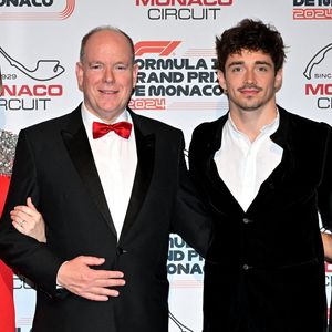 La princesse Charlène, le prince Albert II de Monaco, Charles Leclerc et Alexandra Saint Mleux durant la soirée de gala du 81ème Grand Prix de Formule 1 de Monaco, salle des Etoiles du Sporting de Monaco, le 26 mai 2024. Cette soirée met à l'honneur le vainqueur du Grand Prix, le monégasque Charles Leclerc. © Bruno Bebert/Bestimage