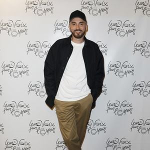 Le chanteur a vécu quatre ans à Paris avant de décider de quitter la capitale.

Christophe Willem au Photocall de la 10ème édition de la soirée "Leurs voix pour l'espoir" au profit de la recherche contre le cancer du pancréas (fondation ARCAD) à l'Olympia à Paris le 17 octobre 2022.

© Marc Ausset-Lacroix / Perusseau / Bestimage