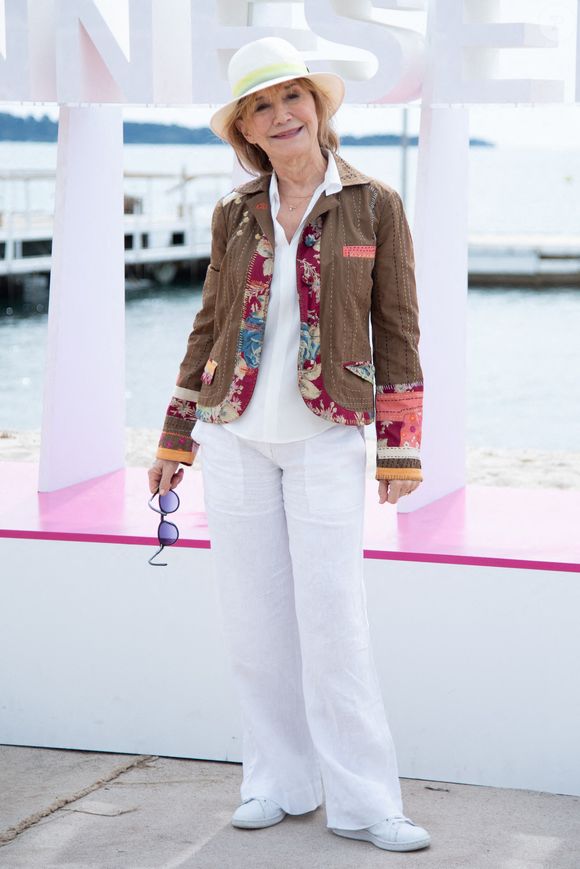Marie-Anne Chazel au Photocall de Broceliande dans le cadre du 7ème Festival International CannesSeries à Cannes, France le 07 avril 2024. Photo par Aurore Marechal/ABACAPRESS.COM