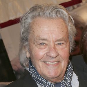 Alain Delon - Célébrités lors de l'inauguration de la grande roue de Paris, France, le 17 novembre 2017. © Christophe Aubert/Bestimage