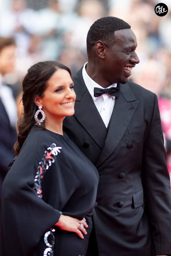Omar Sy et sa femme Hélène - Montée des marches du film « Top Gun : Maverick » lors du 75ème Festival International du Film de Cannes. Le 18 mai 2022
© Cyril Moreau / Bestimage