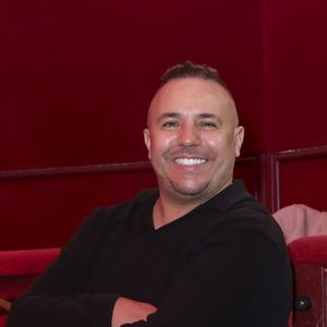 Faudel, lors de la représentation pour Les Pièces Jaunes du Cirque Bouglione au Cirque d'Hiver organisée par le couturier Stéphane Rolland et Pierre Martinez, Paris, France, le 10 janvier 2026. © Jack Tribeca / Bestimage