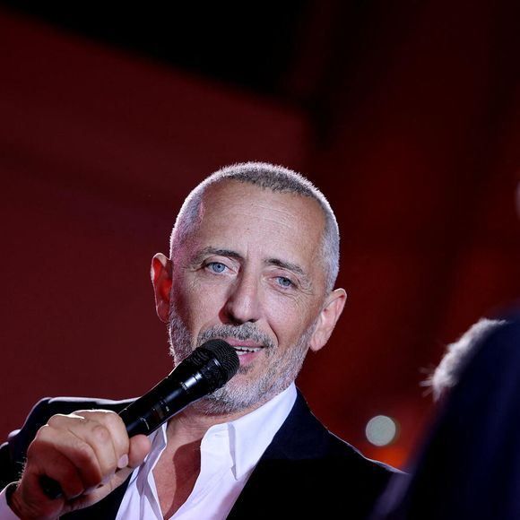 Le comédien est le père de deux enfants

Gad Elmaleh - Soirée de gala "Heroes for Imagine" qui a permis de récolter dix millions d'euros au profit de la recherche contre les maladies génétiques à Paris le 23 septembre 2024.
© Dominique Jacovides / Bestimage