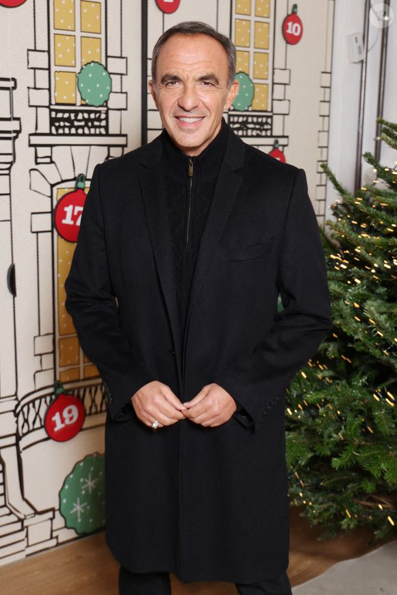 Nikos Aliagas assiste à l'inauguration de Star Academy Pop Up à Paris, France, le 17 décembre 2025. Photo par Jerome Domine/ABACAPRESS.COM