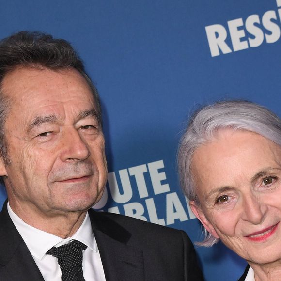Avec son épouse Martine Patier, il a notamment acheté un groupe forestier dans l'Indre, leur région de coeur, afin d'en assurer l'exploitation et la préservation... 

Michel Denisot et sa femme Martine Patier à l'avant-première du film "Toute ressemblance..." au cinéma UGC Ciné Cité Les Halles à Paris, le 25 novembre 2019. Crédit Coadic Guirec/Bestimage