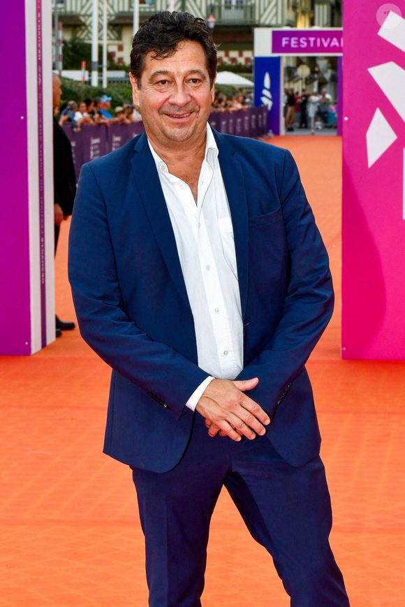 L’humoriste, habituellement installé à Lyon avec ses établissements, s’accorde ici une pause.

Laurent Gerra assiste à la première de "May December" lors du 49e Festival du film américain de Deauville le 08 septembre 2023 à Deauville, France. © Shootpix/Abacapress.com