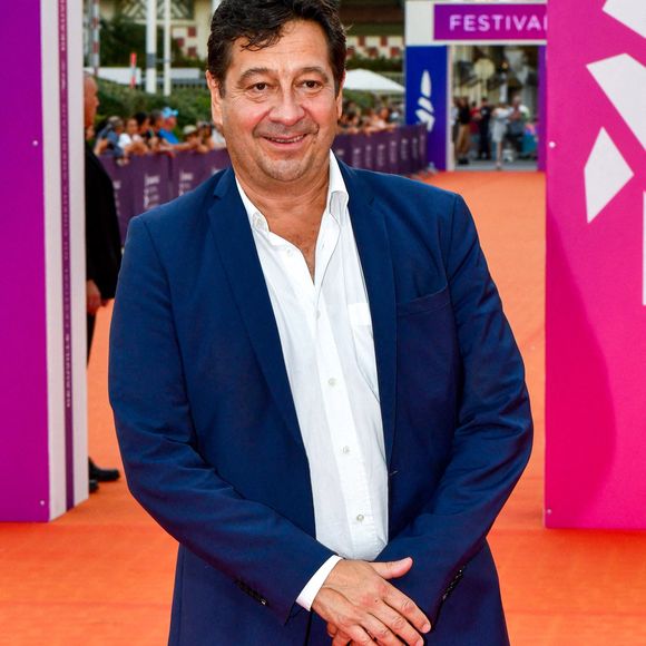 L’humoriste, habituellement installé à Lyon avec ses établissements, s’accorde ici une pause.

Laurent Gerra assiste à la première de "May December" lors du 49e Festival du film américain de Deauville le 08 septembre 2023 à Deauville, France. © Shootpix/Abacapress.com