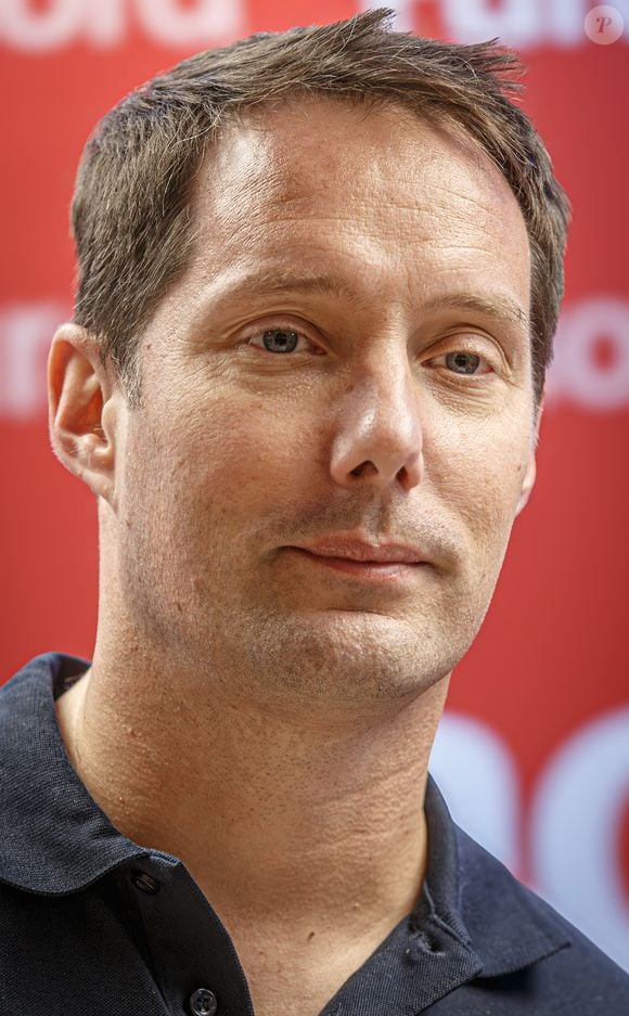 Exclusif - Thomas Pesquet en dédicace pour son livre "Ma vie sans gravité" à la librairie Furet du nord à Lille, le 24 novembre 2023.
© Stéphane Vansteenkiste/Bestimage