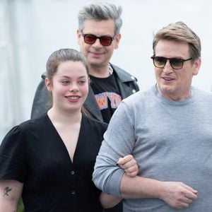 Anna Biolay, Benjamin Biolay et Benoit Magimel assistant au Photocall Rosalie dans le cadre du 76ème Festival de Cannes à Cannes, France, le 18 mai 2023. Photo par Aurore Marechal/ABACAPRESS.COM