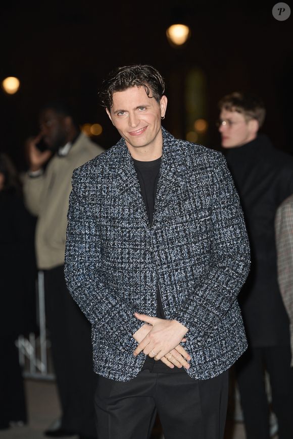 Raphaël Quenard au Grand Dîner du Louvre à Paris en marge de la fashion week prêt à porter automne/hiver 2025-2026 le 4 mars 2025 © Cyril Moreau / Bestimage
