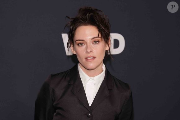 En effet, le Biarritz Film Festival, "Nouvelles Vagues" n'a qu'un an d'existence mais attire déjà le gratin d'Hollywood. Kristen Stewart en sera la présidente cette année.

Kristen Stewart assiste aux 2026 WWD Style Awards présentés par Women's Wear Daily au Regent Santa Monica Beach le 09 janvier 2026 à Santa Monica, Californie. © Photo Press Service / BESTIMAGE