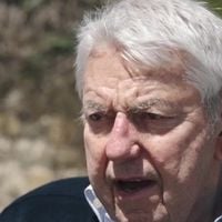 Charles Biétry "entouré par la plus merveilleuse des familles", livre un témoignage sincère sur la maladie de Charcot pour laquelle il "vend chèrement sa peau"