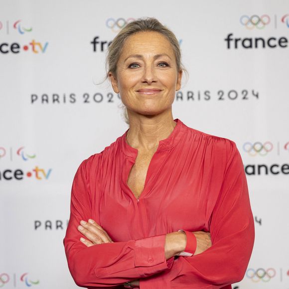 Alors qu’elle se prépare à une rentrée remplie de nouveaux défis sur le groupe M6, Anne-Sophie Lapix a pris le temps d’avoir une tendre pensée pour un homme qui a drastiquement changé sa vie il y a de ça vingt ans déjà.

Anne Sophie Lapix lors de la présentation des journalistes et chroniqueurs de France Télévisions pour les Jeux Olympiques au musée de l'Homme à Paris. © Pierre Perusseau / Bestimage