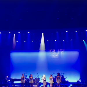 Sylvie Vartan donne son dernier concert au Palais des Congrès
