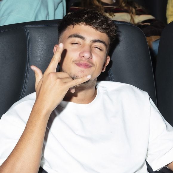 Exclusif - Inoxtag (Inès Benazzouz) - Avant-première du film "La Traversée" de McFly et Carlito retraçant leur traversée vers la Corse: en Septembre 2020, Paris le 16 décembre 2021. © Jack Tribeca / Bestimage