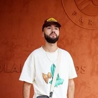 "Le jour où..." : Conscient de la réalité, Oli, de Bigflo et Oli, alerte son frère aîné sur l'avenir