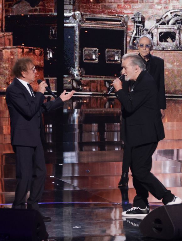 Eddy Mitchell et Alain Souchon  - Cérémonie de la 40ème édition des Victoires de la Musique à la Seine Musicale à Boulogne-Billancourt, France, le 14 février 2025. © Coadic Guirec/Bestimage