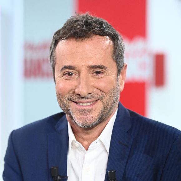 Exclusif - Bernard Montiel - Enregistrement de l'émission Vivement dimanche au studio Rive gauche , presentée par Michel Drucker . Diffusion sur France 3 le 30 novembre 2025. © Guillaume Gaffiot / Bestimage