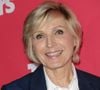 Côté sport, l'animatrice se contente d'une activité physique très simple : elle marche énormément et refuse systématiquement de prendre l'ascenseur.

Évelyne Dhéliat - Photocall de la soirée "Télé Loisirs Awards 2024" aux Jardins du Pont-Neuf à Paris le 23 septembre 2024.  © Coadic Guirec/Bestimage