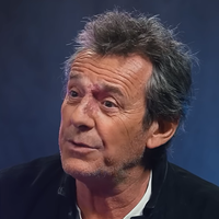 "Sur les six, on en a élevés quatre ensemble" : Jean-Luc Reichmann évoque la famille recomposée qu'il gère avec sa compagne Nathalie