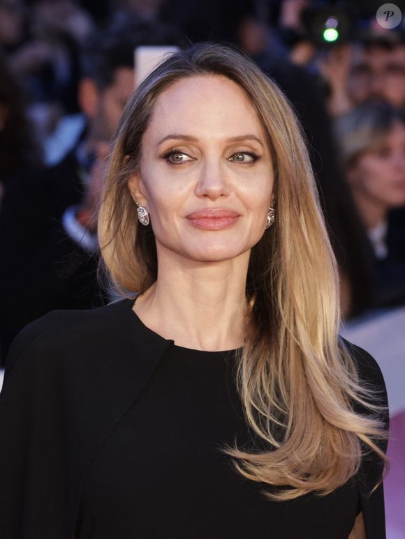 Rome Film Fest 2025, jour 4, tapis rouge pour le film ''Couture''. Photo Angelina Jolie (Credit Image © IPA via ZUMA Press / Bestimage)