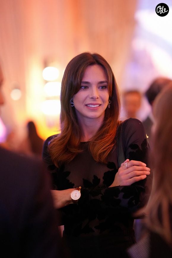 Marine Lorphelin lors de la cérémonie d'ouverture du Qatar Prix de l'Arc de Triomphe au Pré Catelan le 2 octobre 2025. © Anne-Sophie Guebey / Bestimage